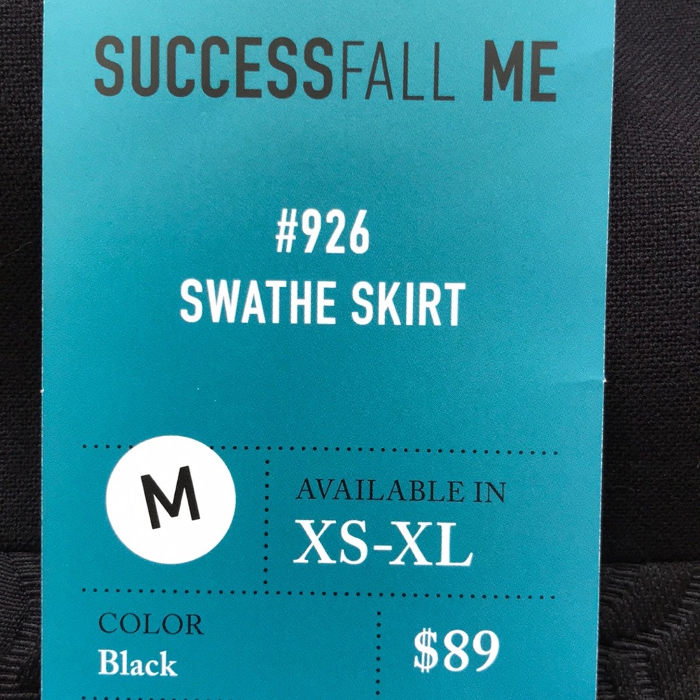 NWT CAbi Swathe Skirt - Picture 7 of 8